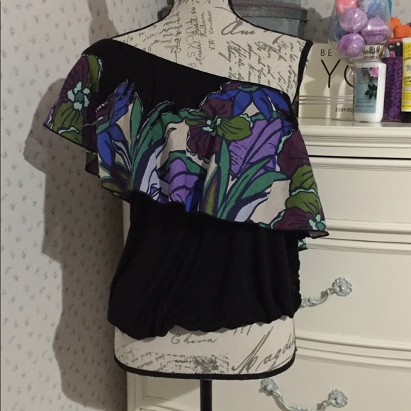 Free People One Shoulder Top - Picture 5 of 11